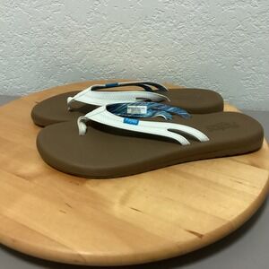 Flojos Flip Flops Womens Size 9 Brown White Casual Beach Sandals Lightweight